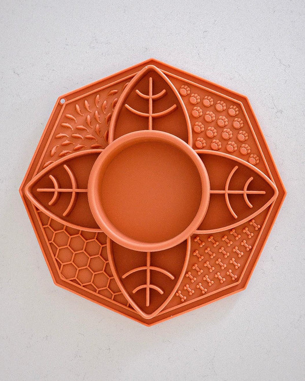 Terracotta flower - Enrichment plate